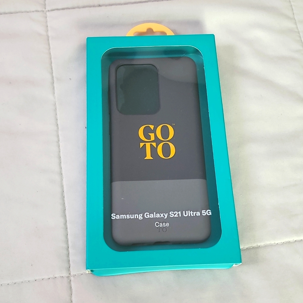 2 cases for Samsung Galaxy S20 Ultra 5G - Tech21 & GoTo